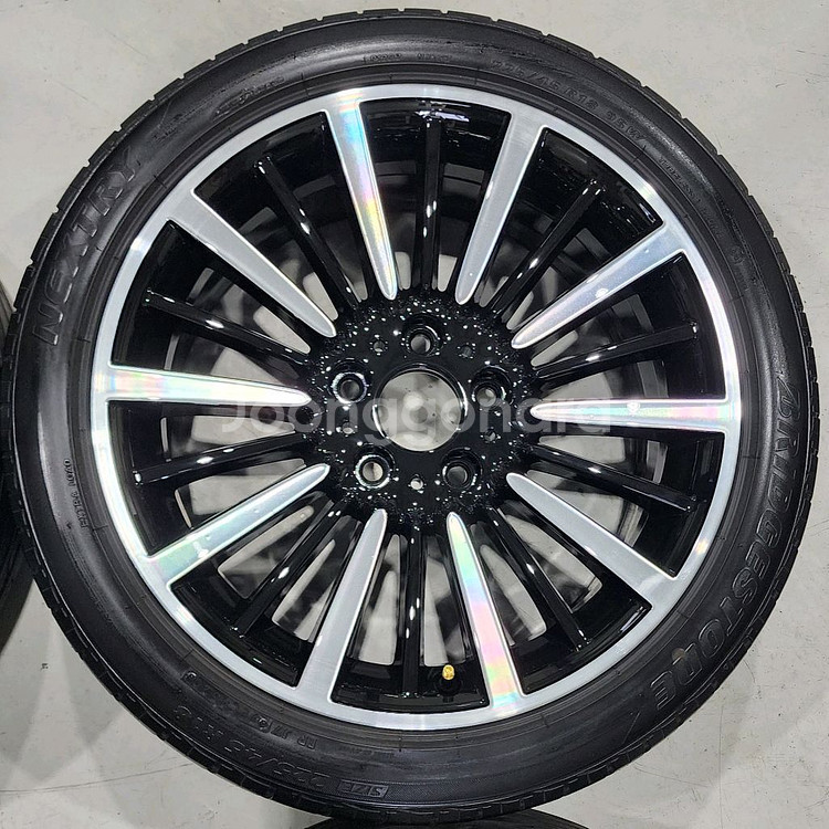 BMW 420D 4시리즈 18인치 휠타이어--2