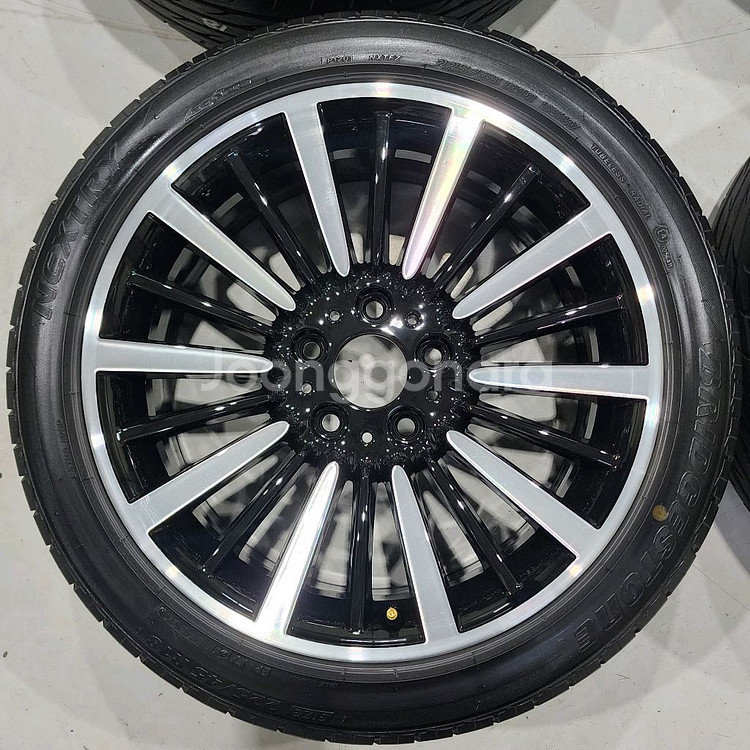 BMW 420D 4시리즈 18인치 휠타이어--3
