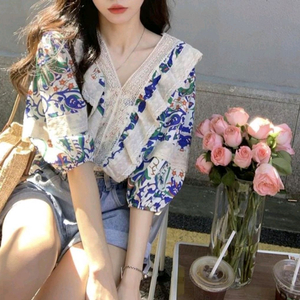 새상품 러블리 플라워 블라우스