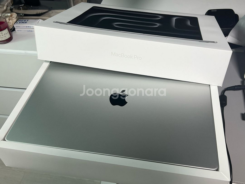 (S급,애케플) 맥북프로 M3 16인치 512GB 풀박--0