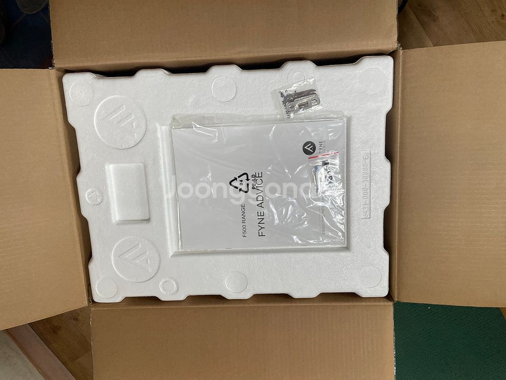 FYNE AUDIO F500 북쉘프스피커--3