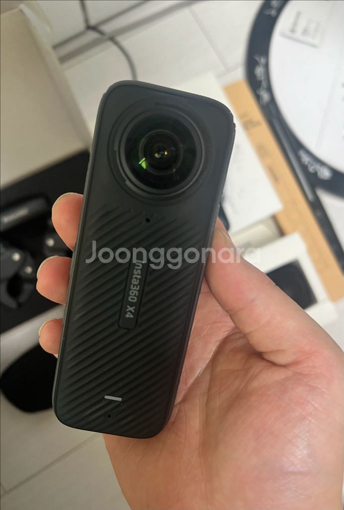 인스타 360 X4--4