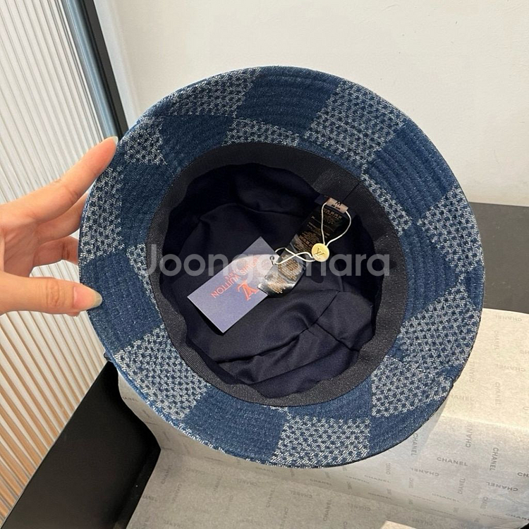 루이비통 버킷햇--1