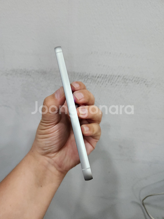 갤럭시 S23FE 민트 256기가 SS급 팔아요~--1