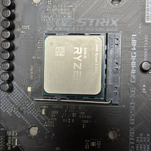 라이젠 3500 cpu 판매합니다(국내정품)