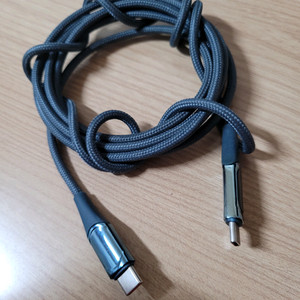 100W c to c 충전케이블