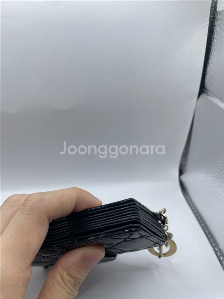 디올 레이디 까나쥬 페이턴트 아코디언 카드--4