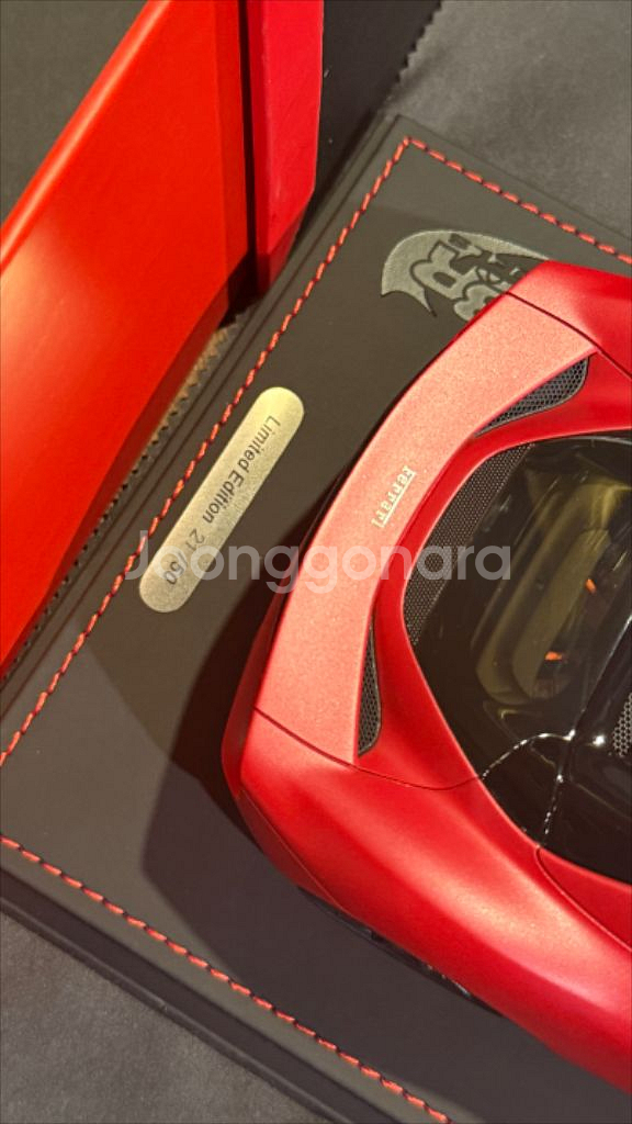1:18 페라리 296 gts--1
