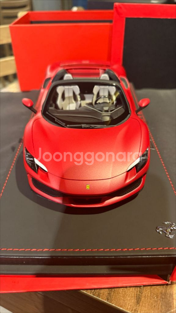 1:18 페라리 296 gts--4