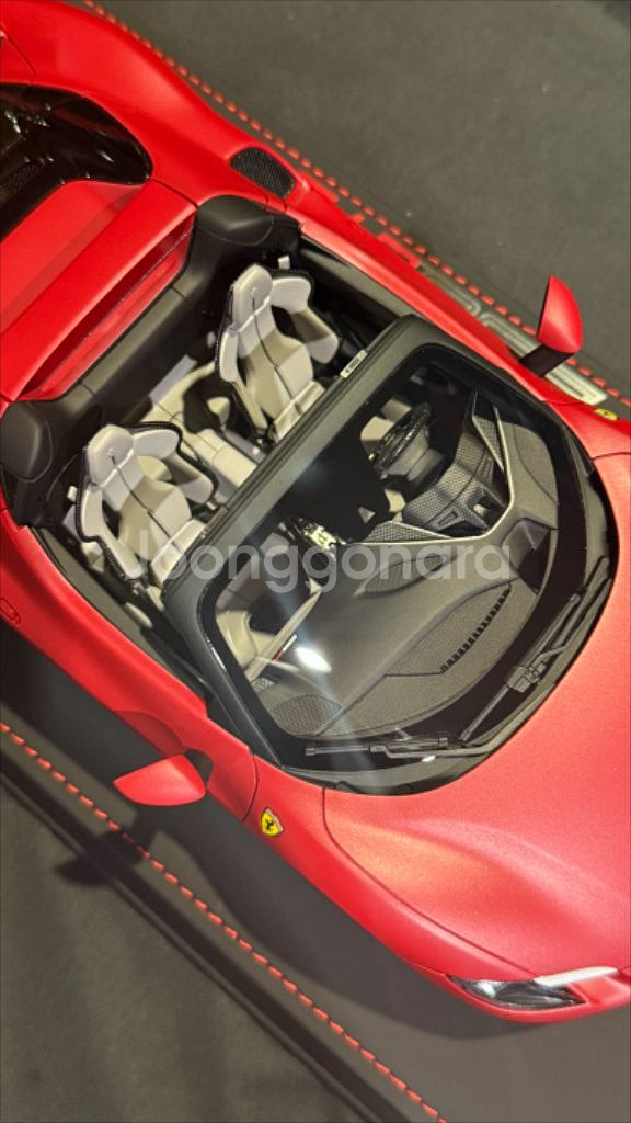 1:18 페라리 296 gts--2