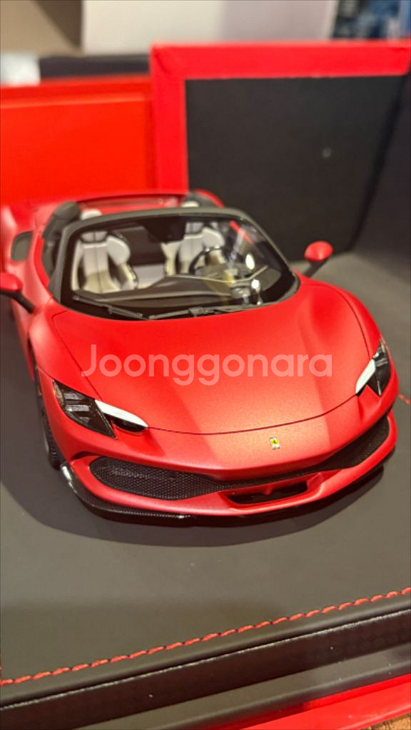1:18 페라리 296 gts--3