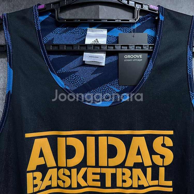 [115] 아디다스 BASKETBALL 리버시블 농구복--2