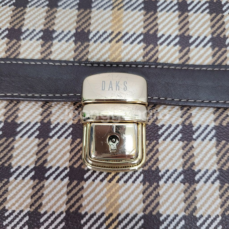 DAKS 닥스 금장 체크 클러치백 맨스백 (태그 있음)--9
