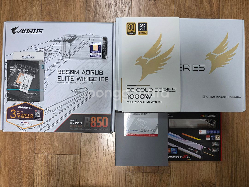 하이엔드 PC 본체(7800X3D, 4070Ti)--4