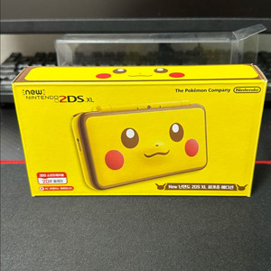 닌텐도 2ds 피카츄 에디션