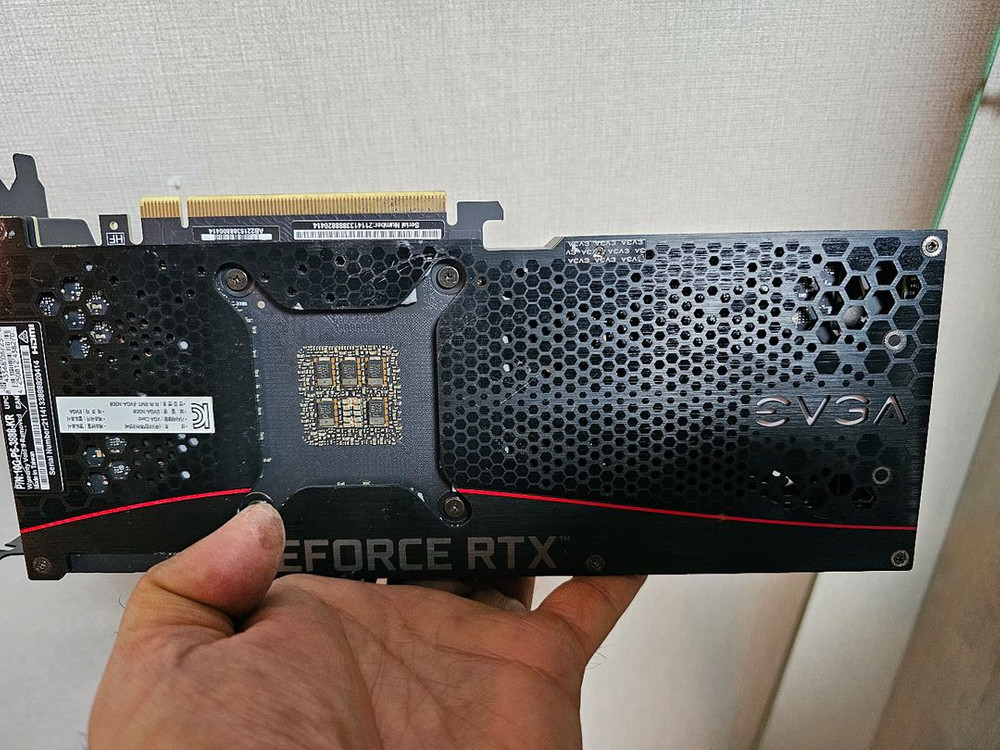 EVGA 3080 XC3 하이브리드 수냉--8