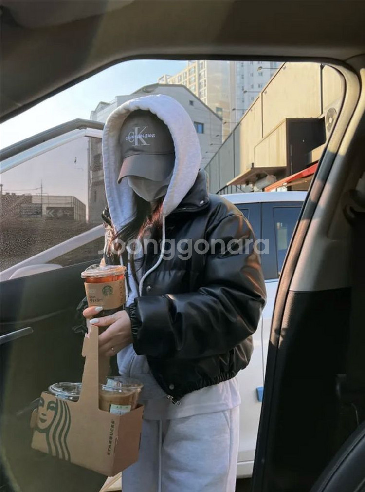 가죽 크롭 숏패딩--2