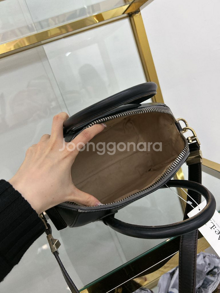 지방시 안티고나 토트백 (정품)--3