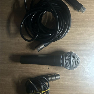 슈어 SM58 마이크