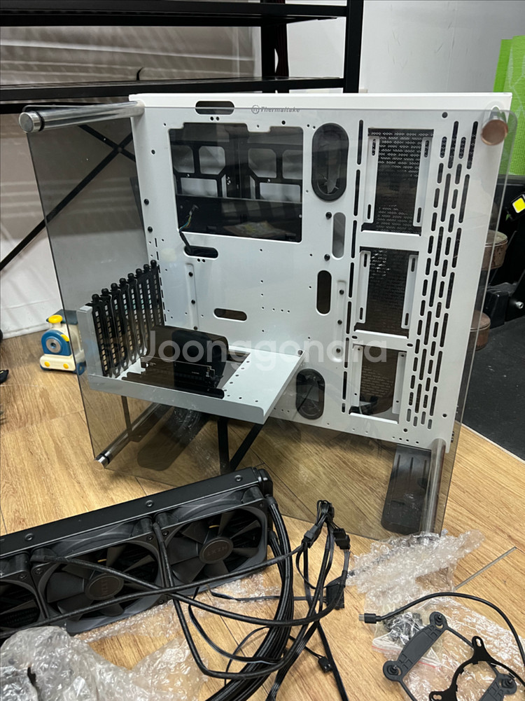 써멀테이크 p1, nzxt 크라켄 수랭쿨러--0