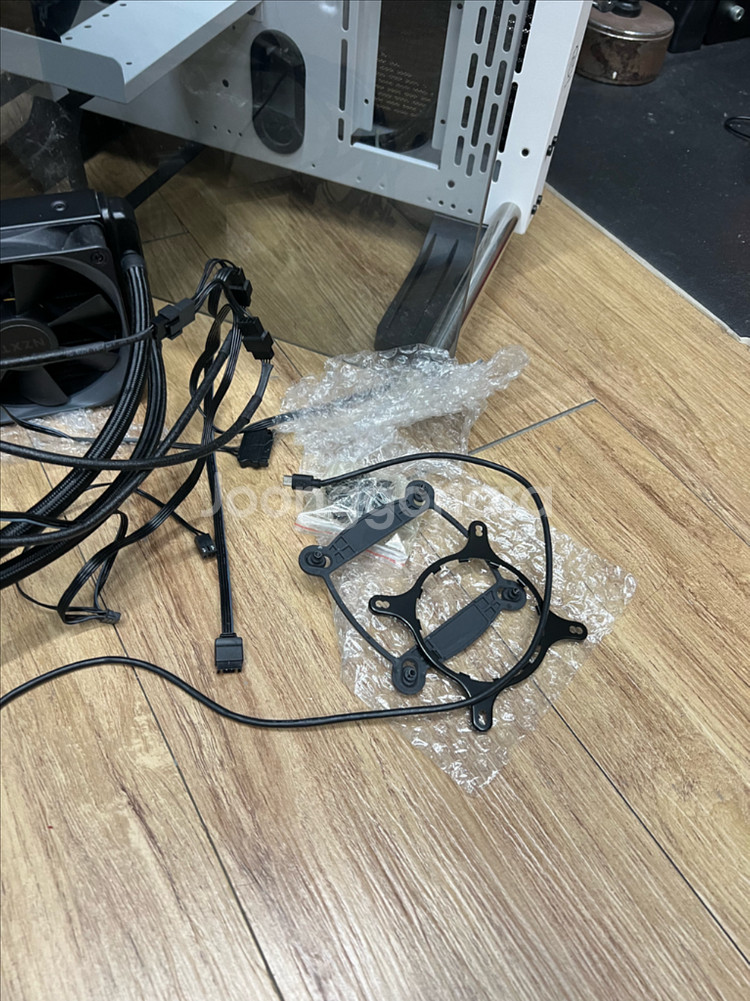 써멀테이크 p1, nzxt 크라켄 수랭쿨러--2