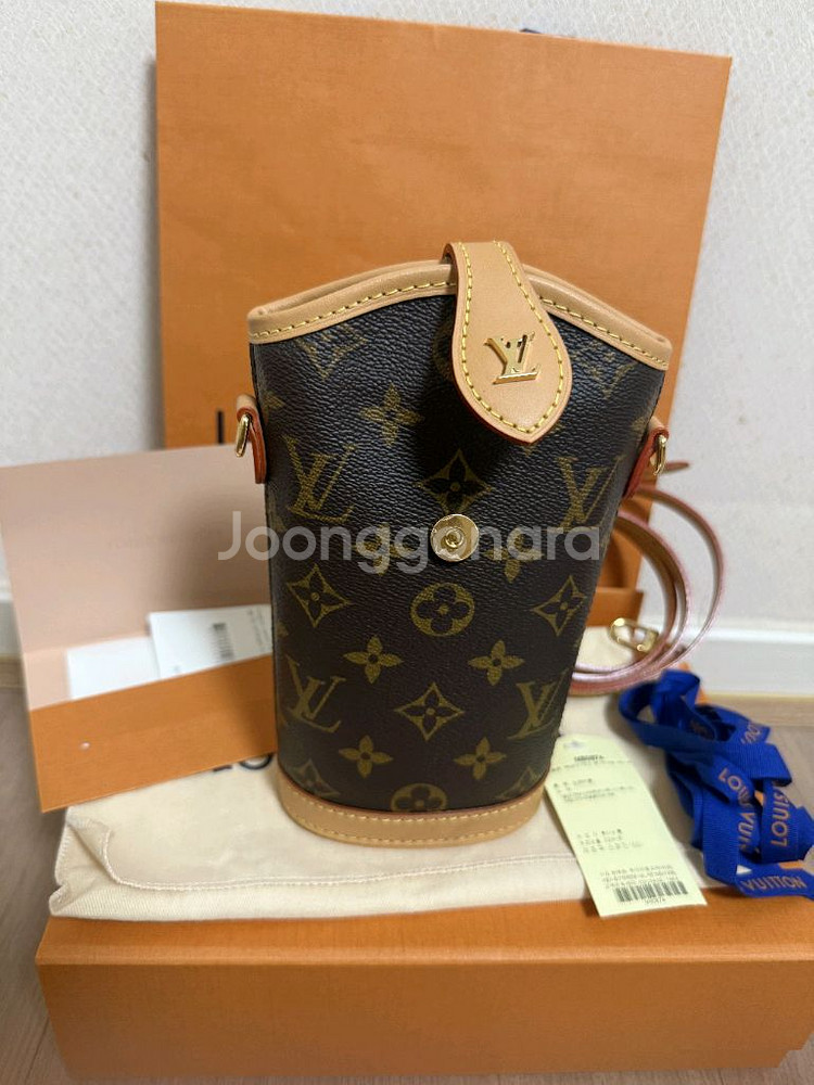 루이비통 폴드미 파우치--1