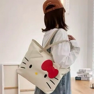 키티 숄더백