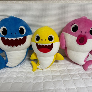핑크퐁 아기상어 아빠상어 엄마상어 상어가족 인형(멜로디