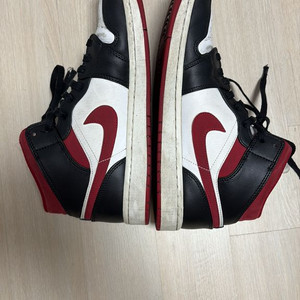 에어조던1짐레드 미드 285