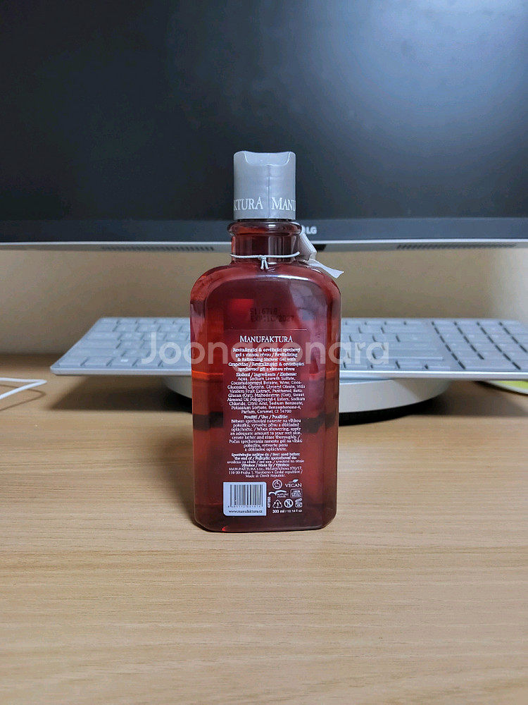 마누팍투라 와인 샤워젤--1
