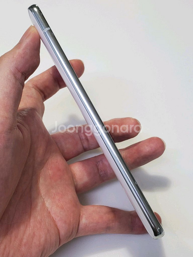 갤럭시 A51 화이트 8.5만--2