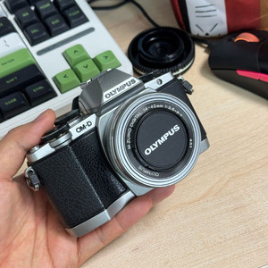 올림푸스 e-m10 mark1