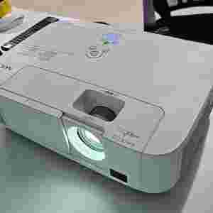 빔프로젝터 4200안시 NEC NP-M420XV 중고