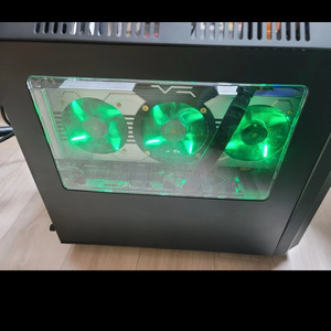 GTX1080 라이젠7 1700 램 32G(헥사)본체