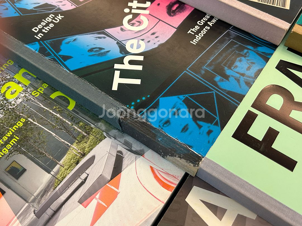 FRAME 프레임 잡지책 과월호 팝니다(12권)--5