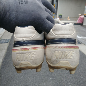 나이키 레전드 4 255m 딩요