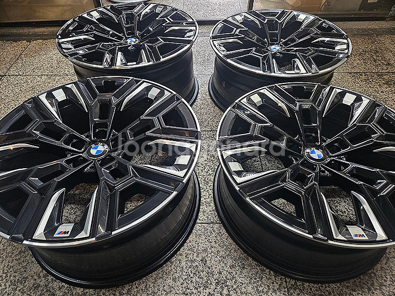 BMW G60 5시리즈 940M 정품 20인치 휠셋트--1