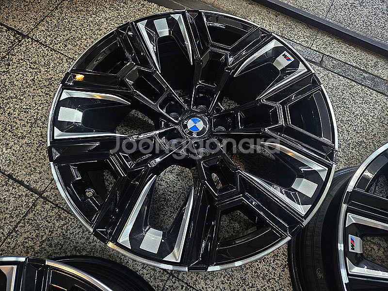 BMW G60 5시리즈 940M 정품 20인치 휠셋트--5