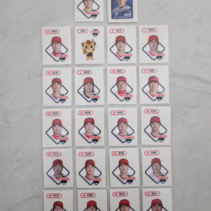 kbo 띠부씰 기아 완성본 1세트와 개별 판매 합니다