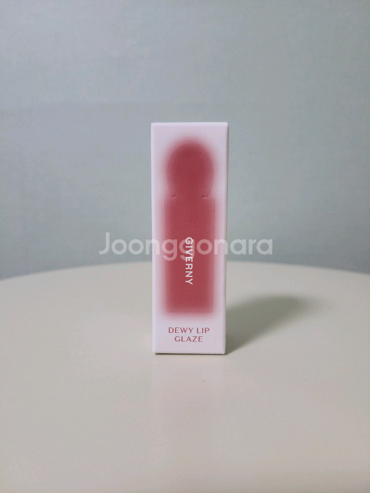 지베르니 듀이 립 글레이즈 01 뮤티드 피치 새상품--0