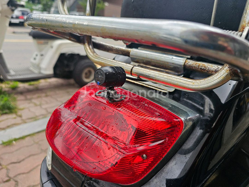 베스파 S125 ie 블랙박스 장착 12년식--7