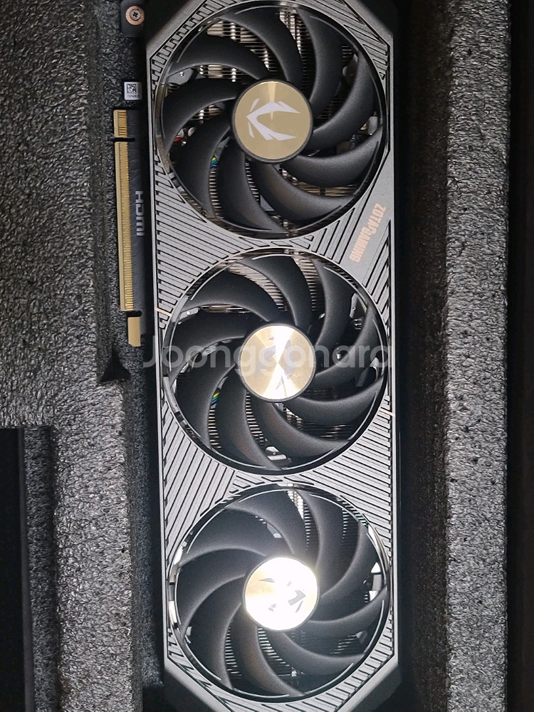 rtx 5070 조택 팝니다.--1