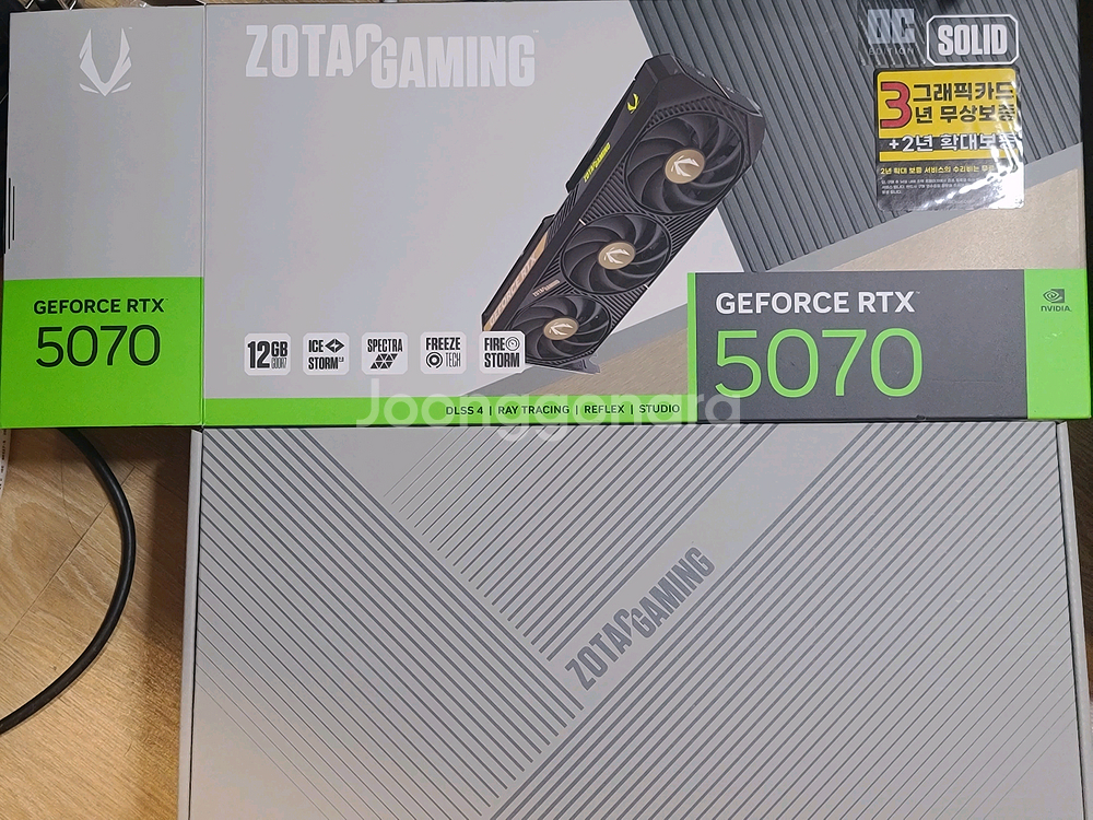 rtx 5070 조택 팝니다.--6