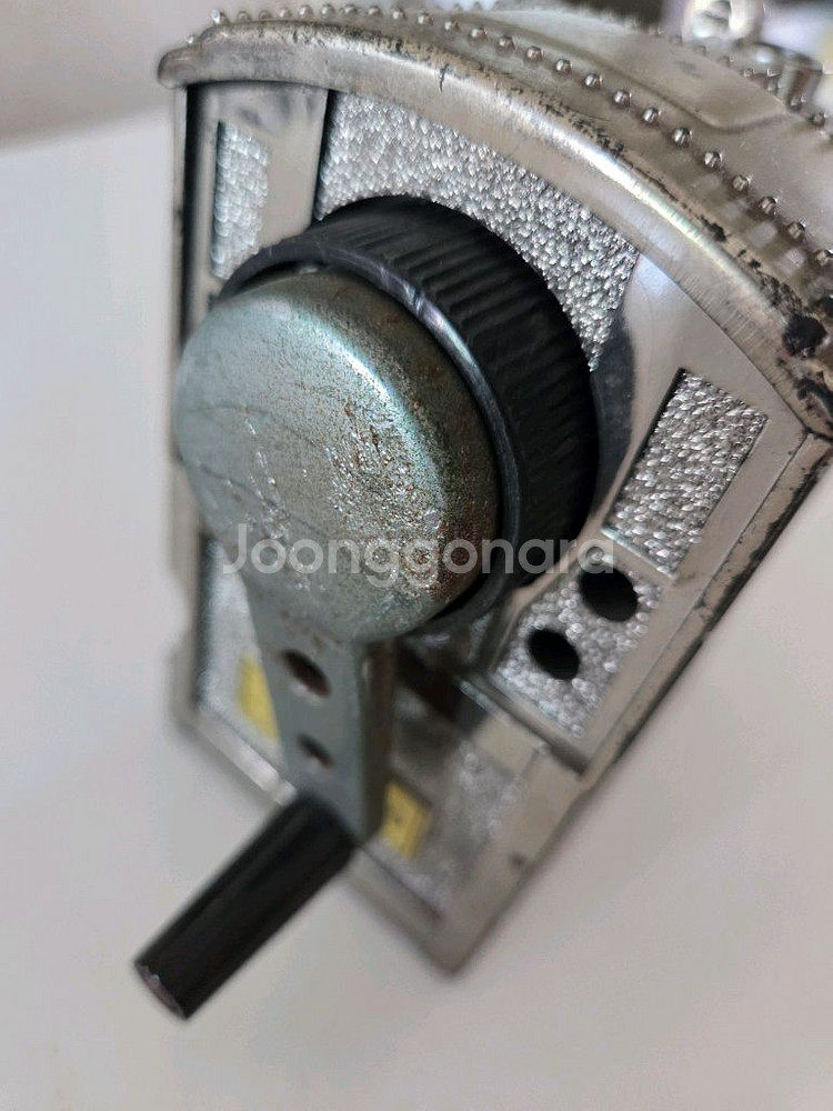 40년 정도 된 하이샤파 연필깎이--3