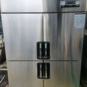 업소용 4도어 냉장냉동고 판매합니다