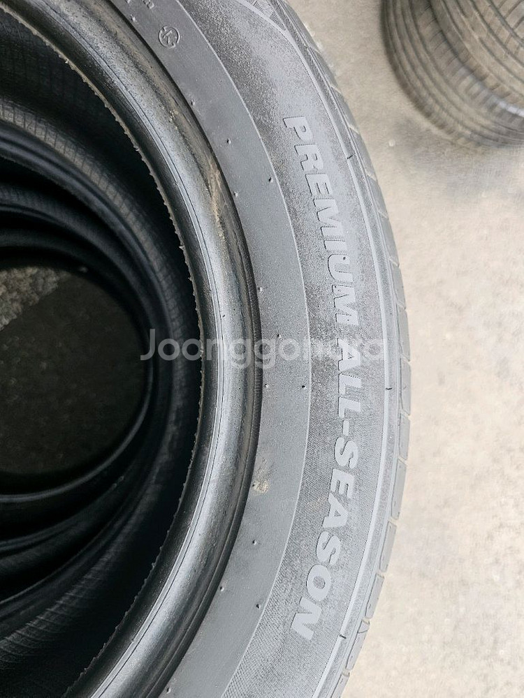 235 55 17 금호ta51 타이어--3