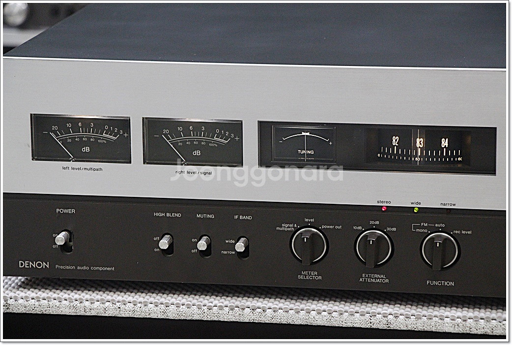 데논 A급 고급형 아날로그 튜너 모델 TU-850--3