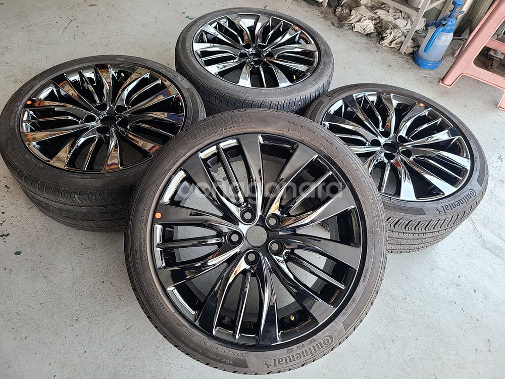 제네시스 G80 DH 19인치 블랙크롬 휠타이어 팝니다--0