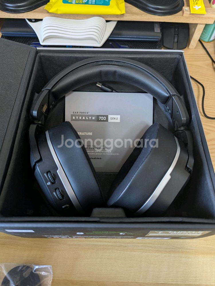 XBOX Series X 풀셋(다수 주변기기 포함)--4