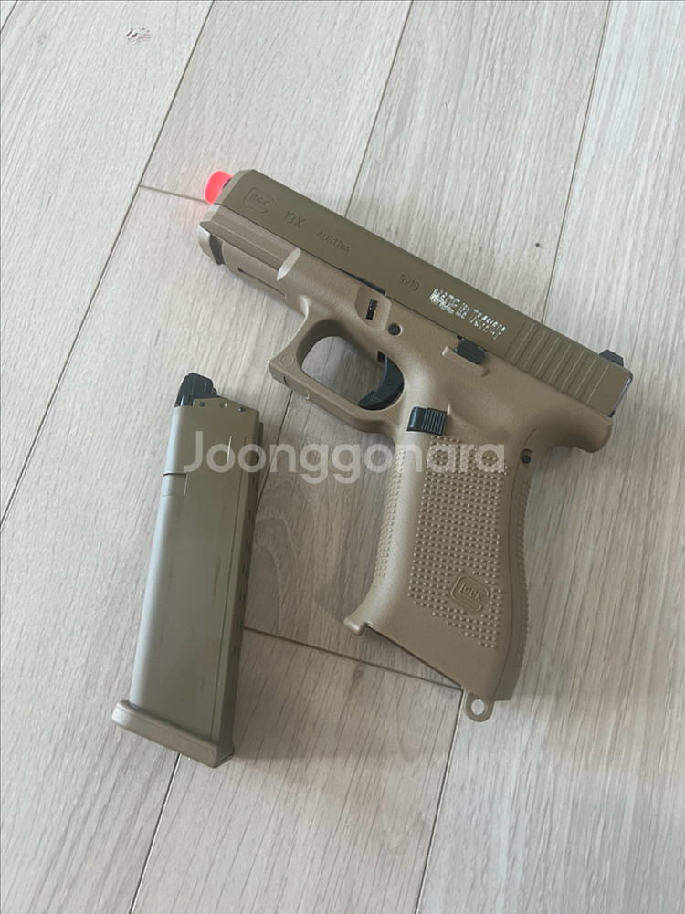 글lock 19X 에어소프트 건 팝니다.--2